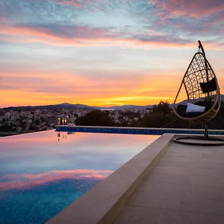 Villa Luxury Black Pearl With Pool *