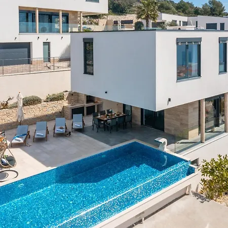 Villa Luxury Black Pearl With Pool *